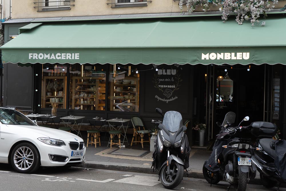 Cheese shops Paris Monbleu