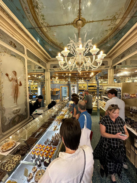 guide-to-the-incredible-patisseries-of-paris-paris-eater