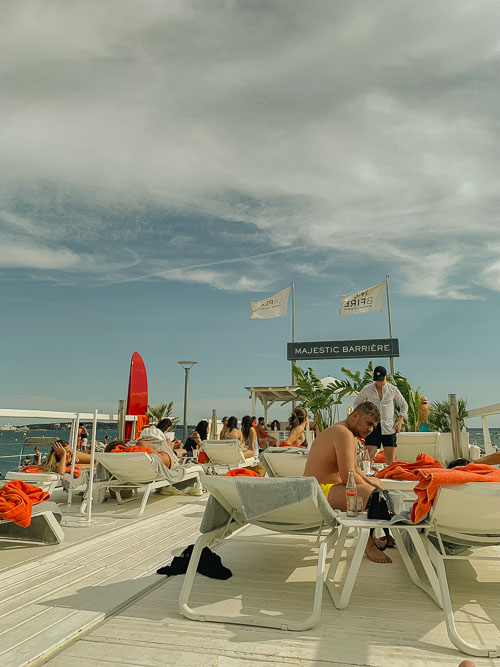 beach club Cannes Barrière Beach The Majestic