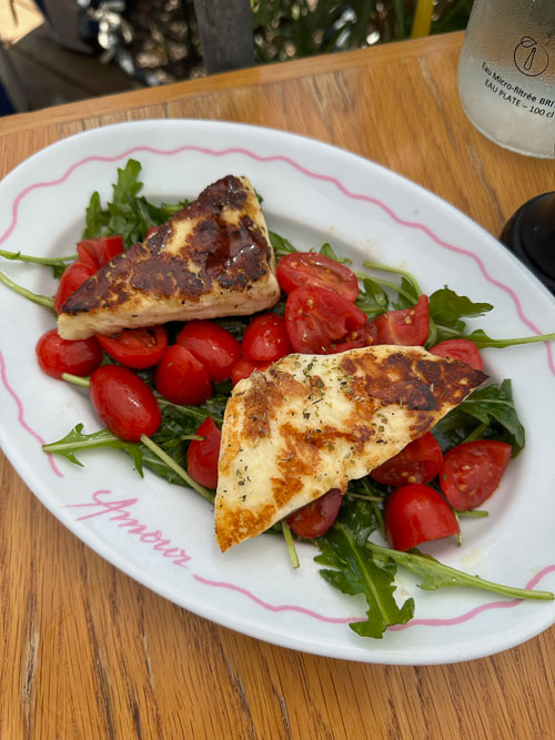 halloumi with salad