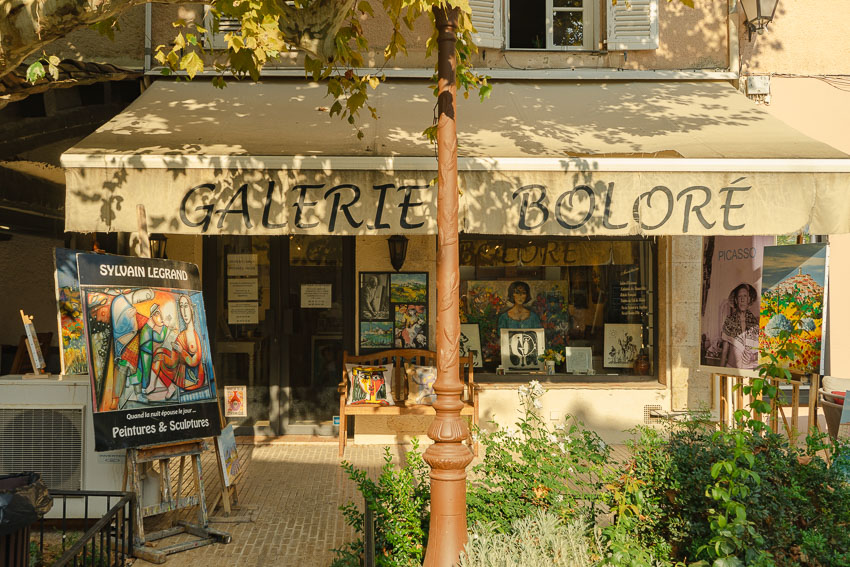 mougins art galleries