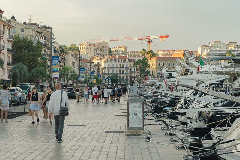 cannes ambiance